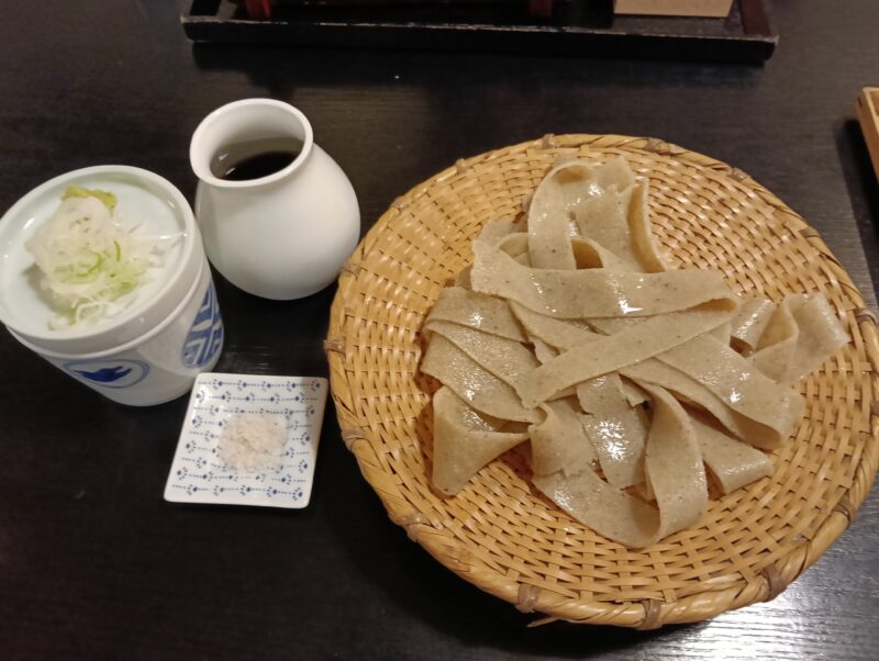 胡桃亭　平打ちそば